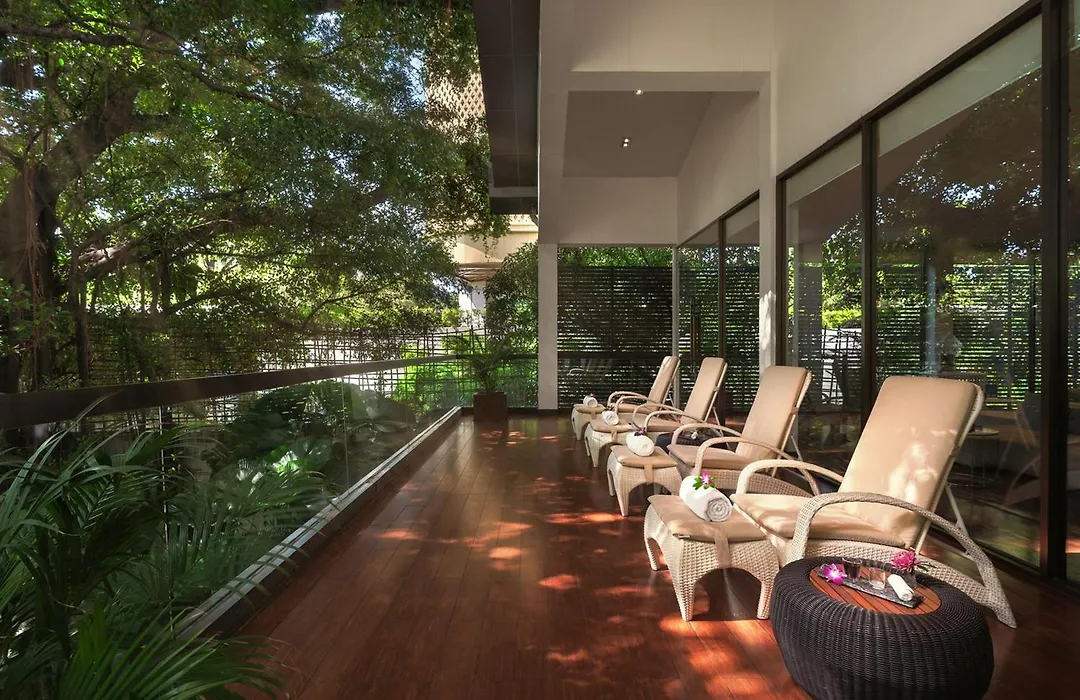 Millennium Hilton Bangkok-1